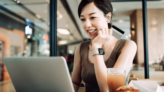 Conversational AI vs. traditional chatbots: Not the same (but both can help your CX)